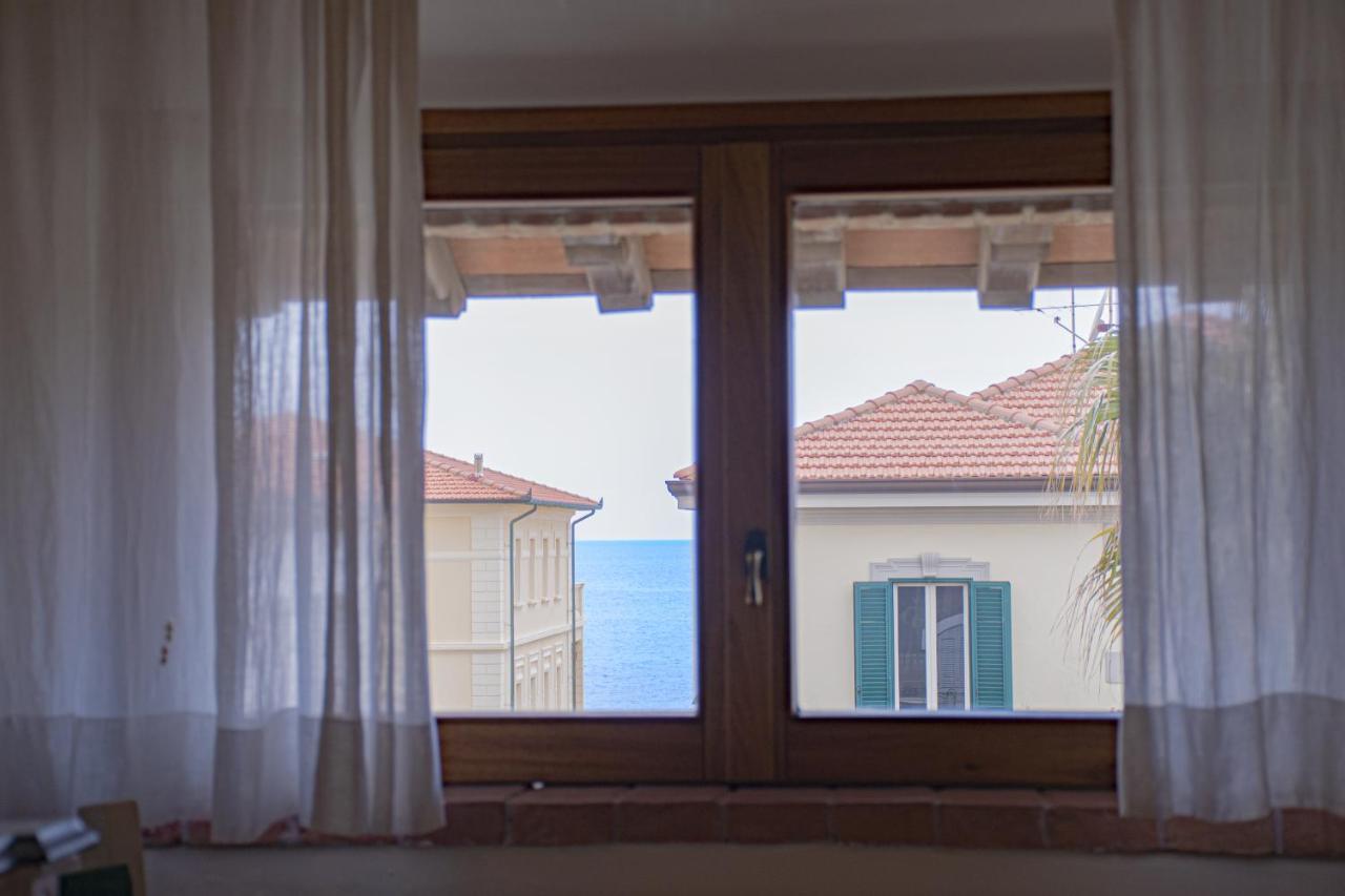 Casa Velia 78Mq A 30 Metri Dal Mare Di San Vincenzoアパートメント エクステリア 写真