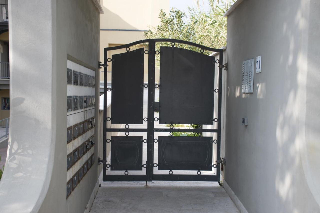 Casa Velia 78Mq A 30 Metri Dal Mare Di San Vincenzoアパートメント エクステリア 写真