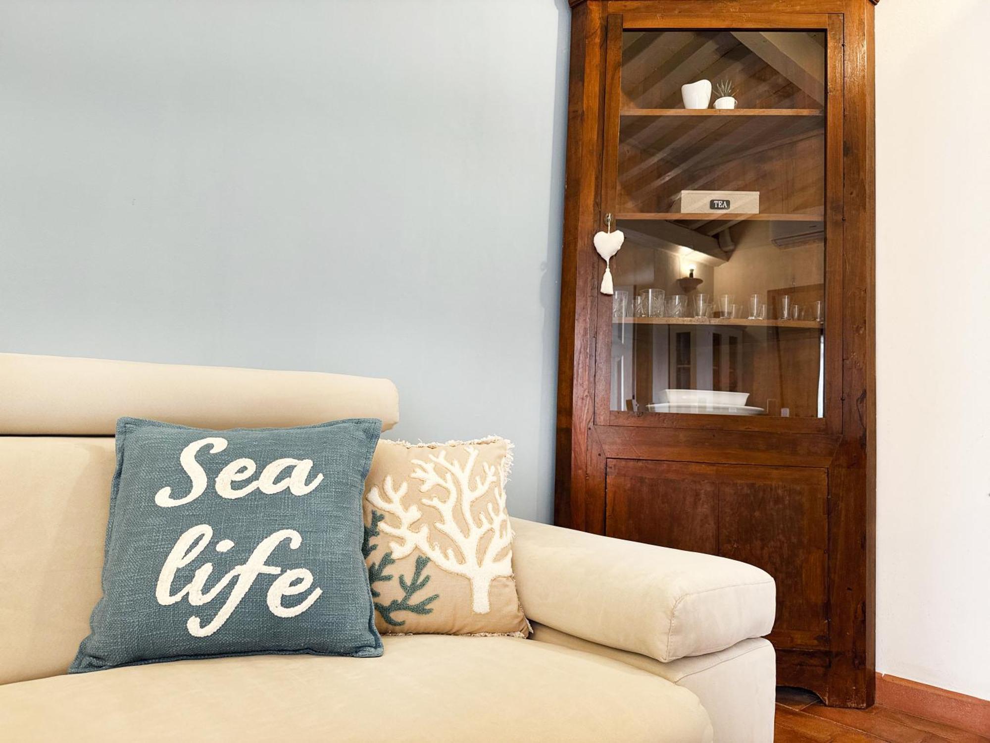 Casa Velia 78Mq A 30 Metri Dal Mare Di San Vincenzoアパートメント エクステリア 写真